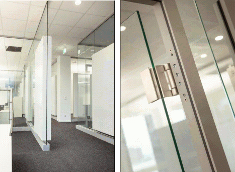 Bueroarbeitsplatz mit raumhohen Glaswaenden aus 10 mm aus Sicherheitsglas und angeordneten Wandabsorbern